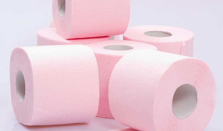 Pourquoi le papier toilette est-il rose ?