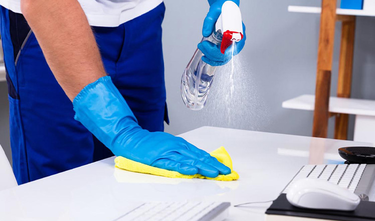 Le guide complet du nettoyage des bureaux à l'usage des professionnels