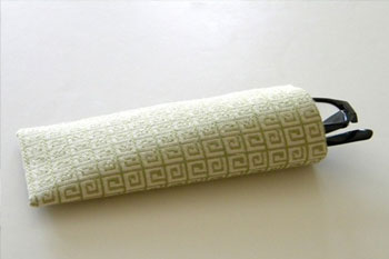 Rouleau papier toilette vide etui lunettes